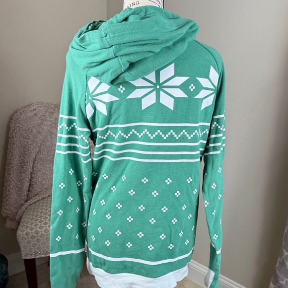 'Tis the Season Doublehood - Picture 6 of 8